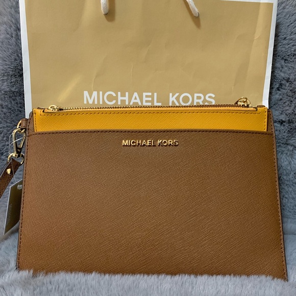 MICHAEL KORS XL POP CLUTCH WRISTLET LEATHER - Picture 1 of 6